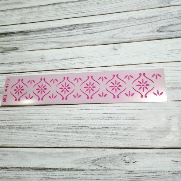 Producto - St 4712 de 30x6 cm Stencil Guarda