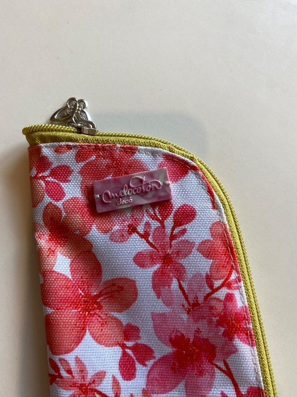Producto - Estuché higiene bucal Flores rosadas - 0
