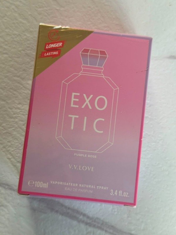 Producto - PERFUME EXOCTIC FUCSIA 100 ML - V.V. LOVE
