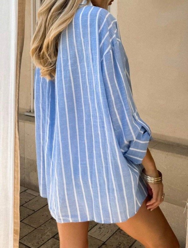 Producto - Camisa SHEIN celeste rayada - 2