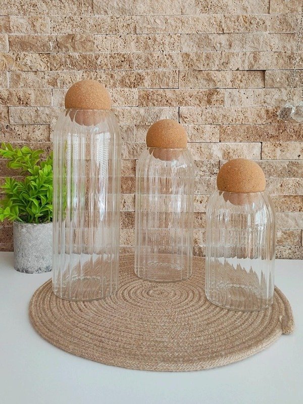 Producto - Frascos botellas de vidrio labradas con esfera corcho