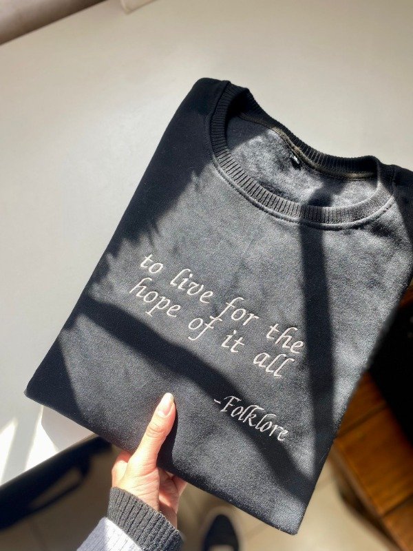 Producto - Buzo Cuello Redondo - Frase Taylor