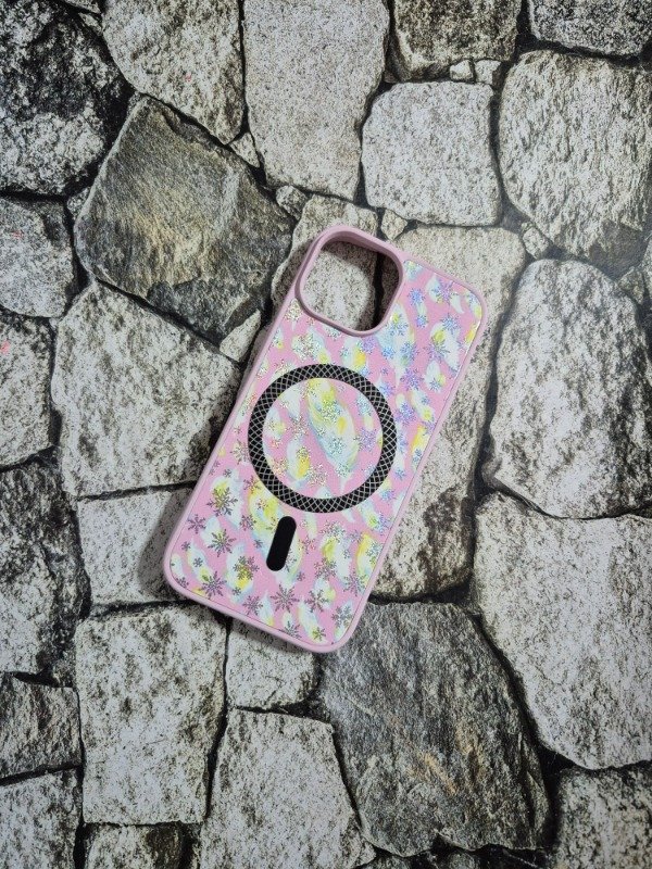 Producto - Funda rígida MagSafe diseño invierno Iphone 13 rosa