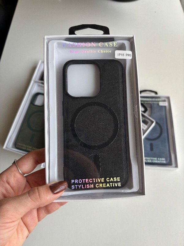 Producto - FUNDA CUERO MAGSAFE IP 15 PRO