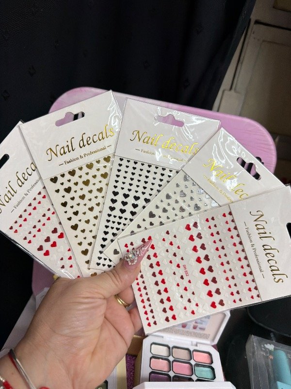 Producto - Stickers corazones plateados rojos dorados o negro surtidos sin eleccion