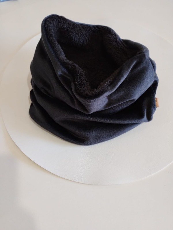 Producto - Negro Plush con Corderito Negro ADULTO