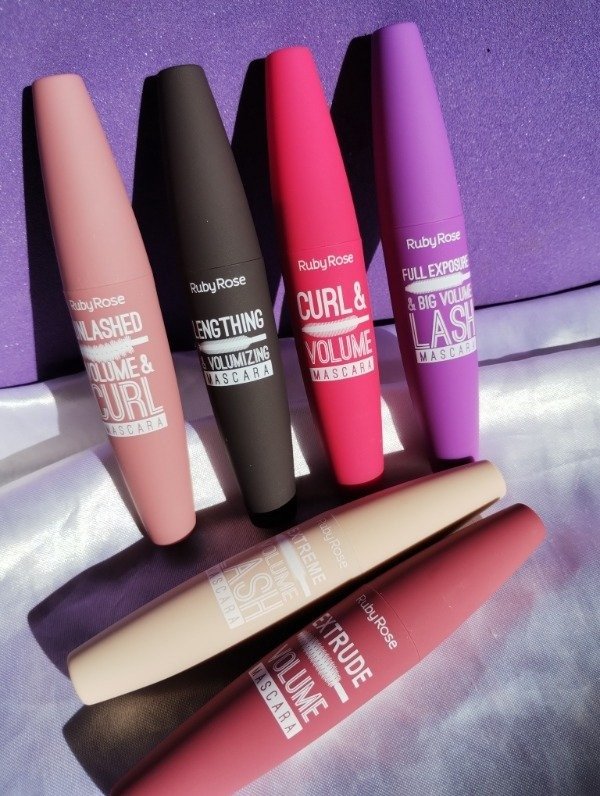 Producto - MÁSCARA DE PESTAÑAS CURL VOLUME RUBY ROSE
