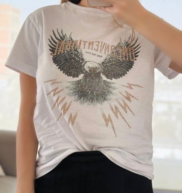 Producto - Remera águila
