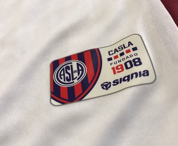 Producto - Camiseta retro de San Lorenzo Signia blanca - 3
