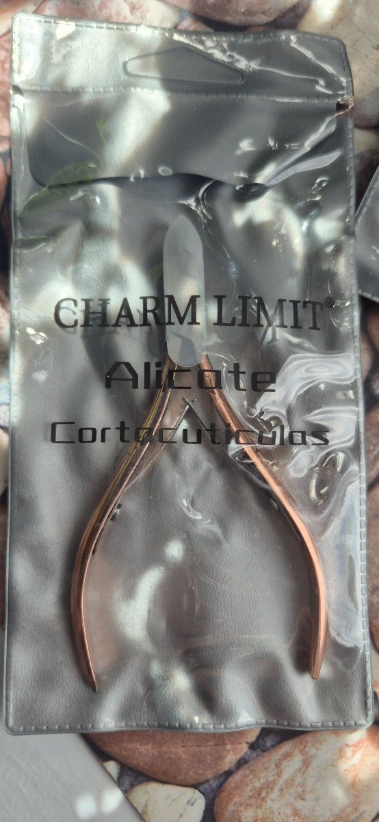 Producto - Cortacuticulas  Charm limit - 1