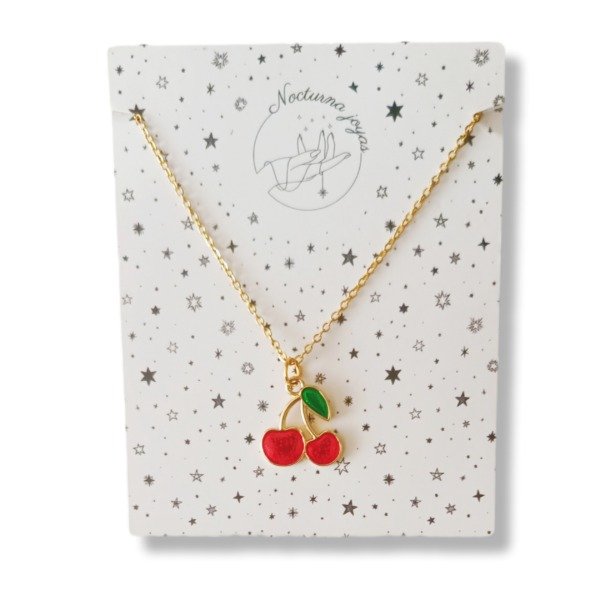 Producto - Collar cereza acero dorado
