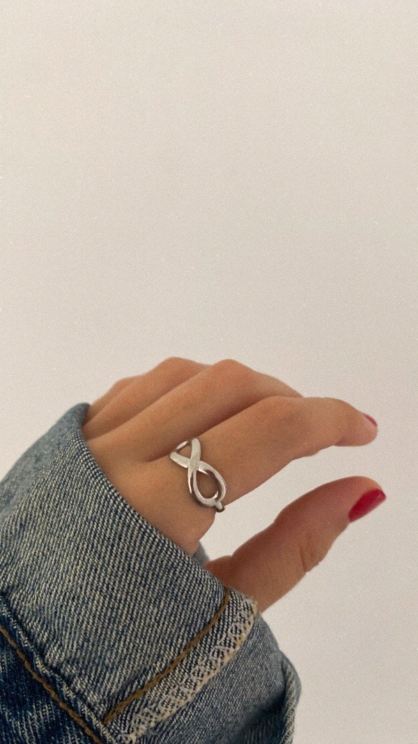 Producto - Anillo Infinita acero . REGULABLE A ELECCIÓN
