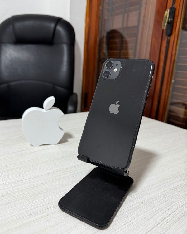Producto - iPhone 11 (2)