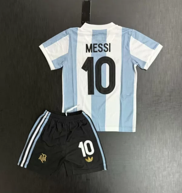 Producto - Kit Camiseta y Short NIÑO Selección Argentina Edición 50 Años Messi IMPORTADO