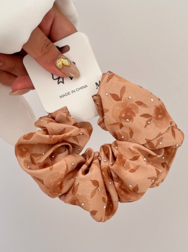Producto - Scrunchies Estampado Camel