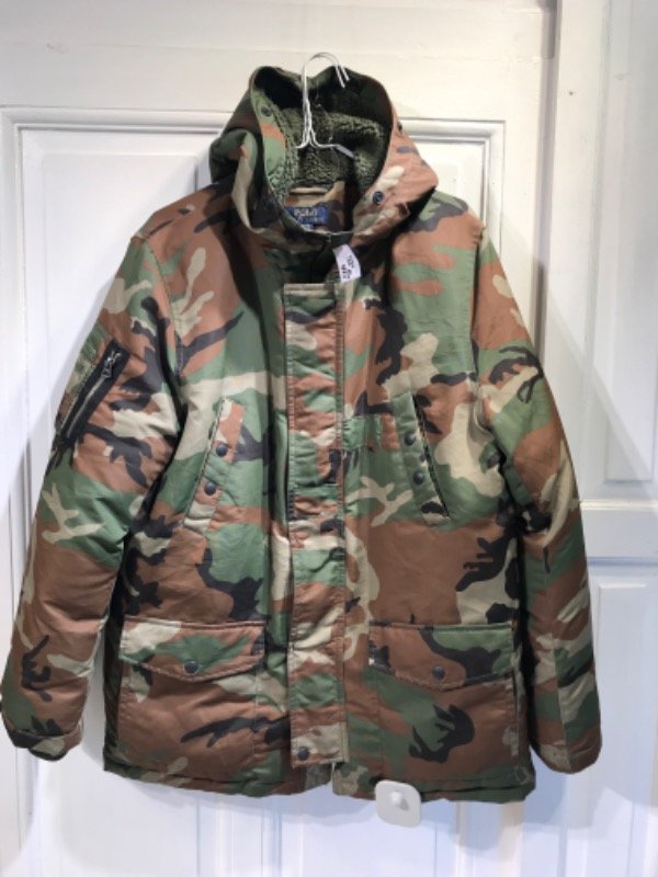 Producto - Campera POLO RALPH LAUREN parka camuflada corderito Talle 18 años- PRECIO: 187X