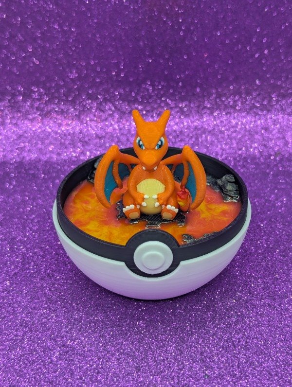 Producto - Mini diorama Charizard