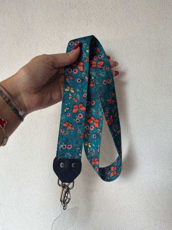 Producto - Correa larga mariposas