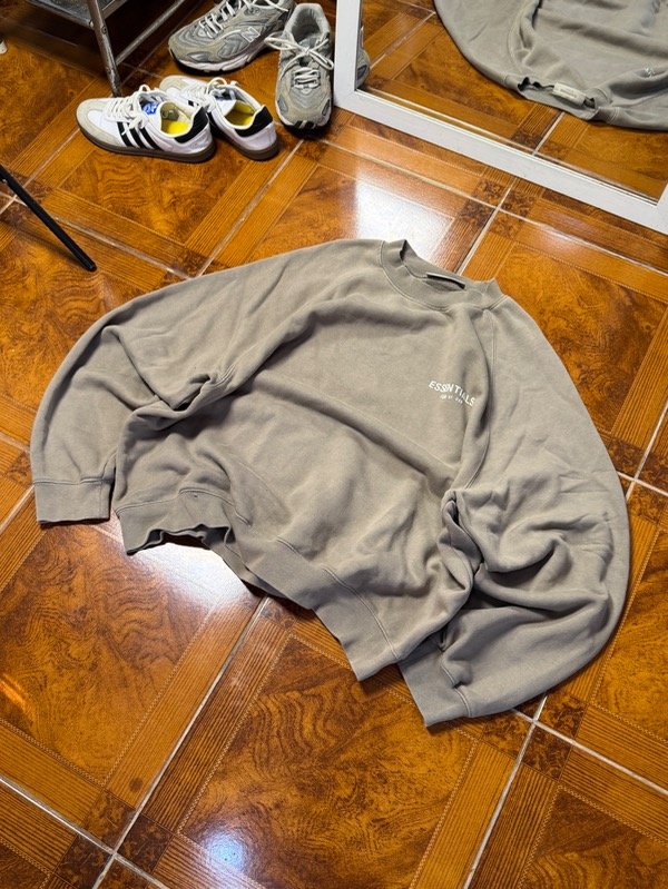 Producto - Crew ESSENTIALS / Talle XXL