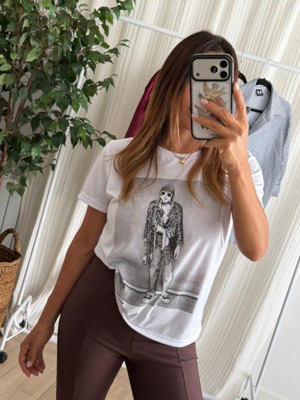 Producto - Remera Kurt