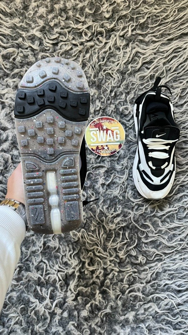 Producto - AIR MAX FURYOSA SUMMIT WHITE - 3
