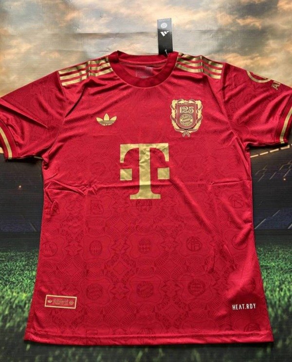 Producto - Bayern Munich 125 años version jugador