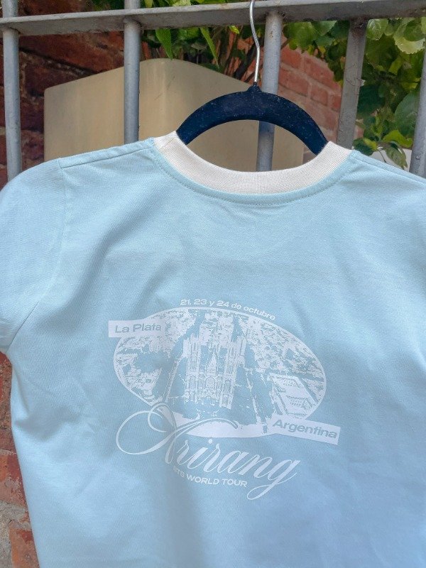 BTS Arirang World Tour Baby tee — imagen 2