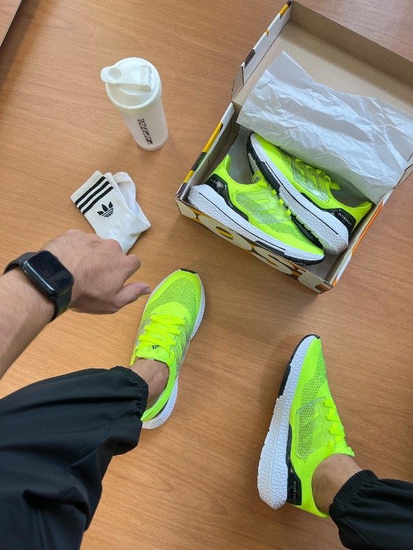 Producto - Ultraboost Verde flúor