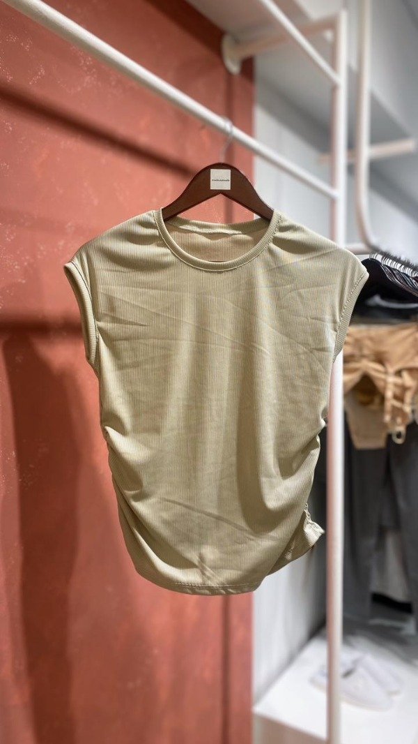 Producto - MUSCULOSA CELI