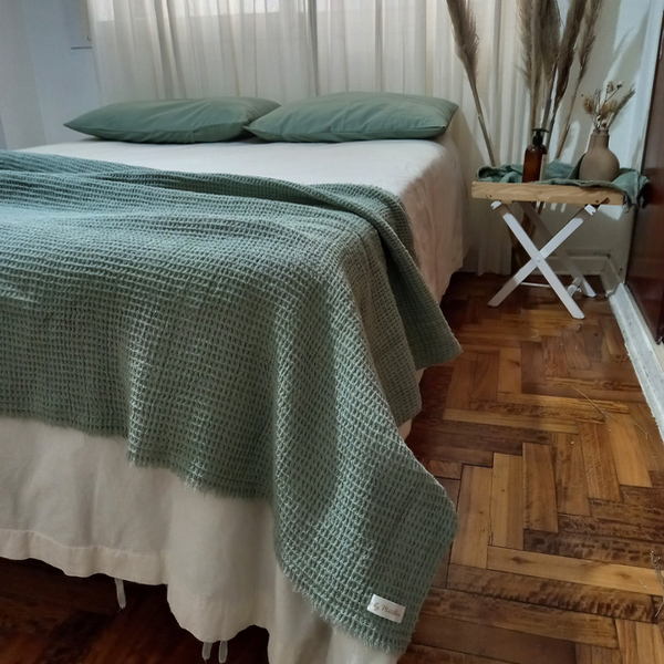 Producto - Pie de cama wafle verde seco