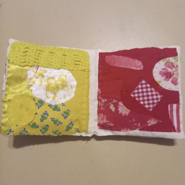Producto - libro de colores, texturas y sonido 2