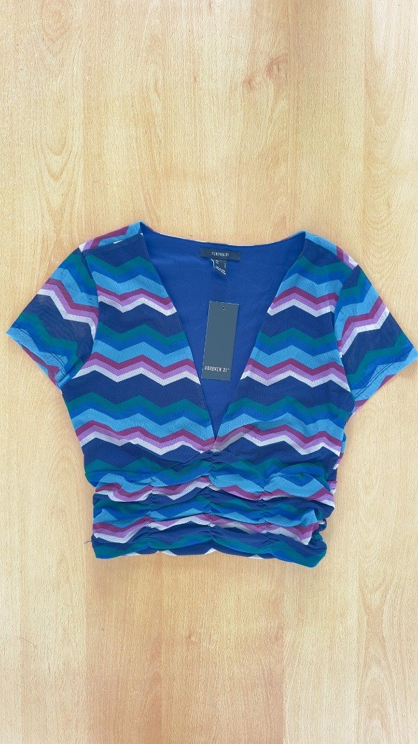 Producto - Remera Lines nueva Forever 21