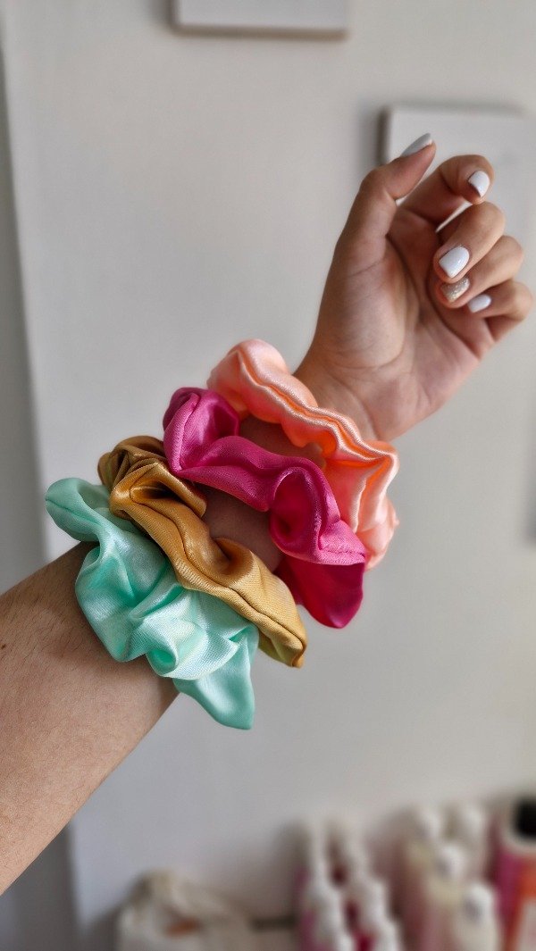 Producto - Scrunchie de Satén