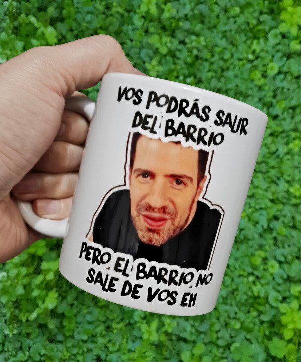 Producto - Martín Cirio // Vos podrás salir del barrio..