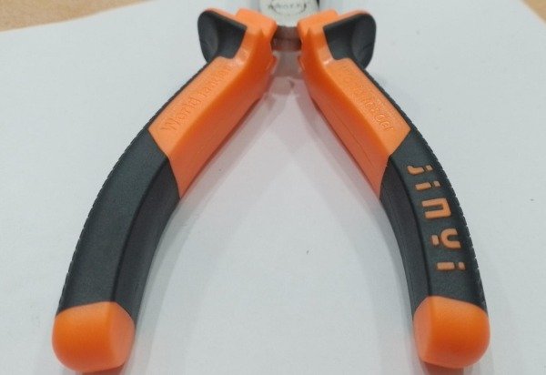 Producto - Pinza De Punta Herramiento 8 #02105