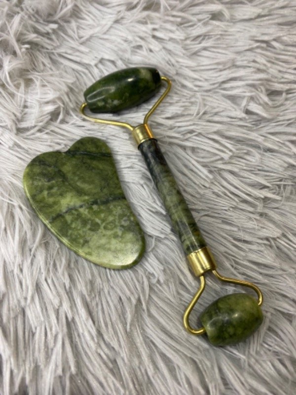 Producto - Masajeador Facial Jade