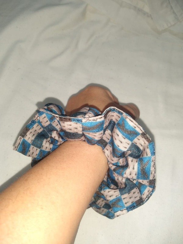 Producto - Scrunchie Ravenclaw