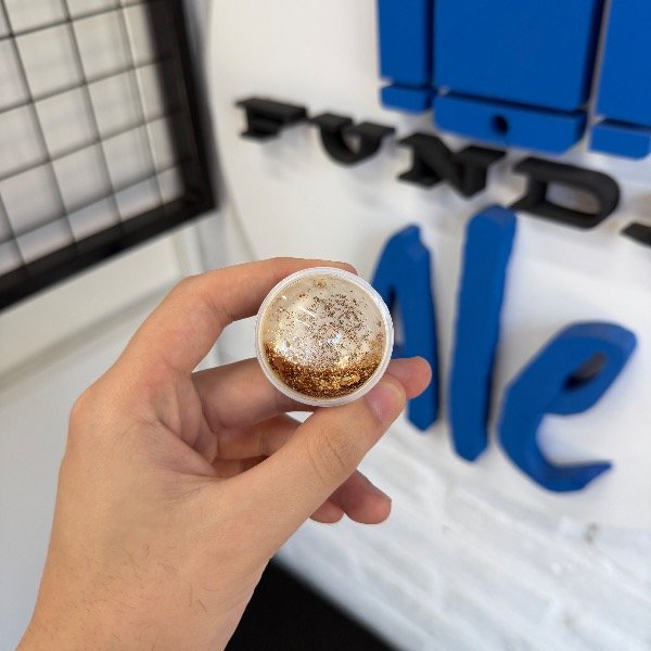 Producto - Pop Socket brilloso amarillo con agua