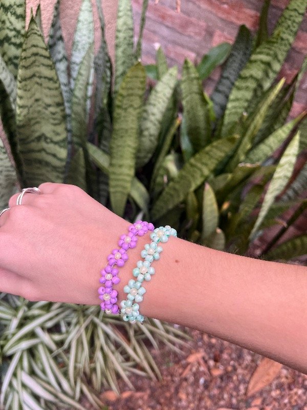 Producto - Pulsera de Flores en Mostacilla