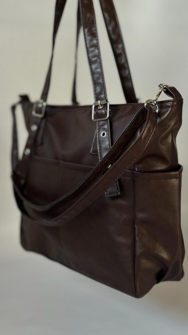 Producto - BOLSO UNIVERSITARIO MARRON