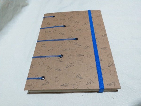 Producto - Avioncitos de papel