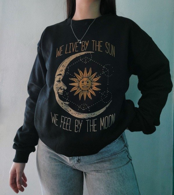 Producto - BUZO WE LIVE BY THE SUN
