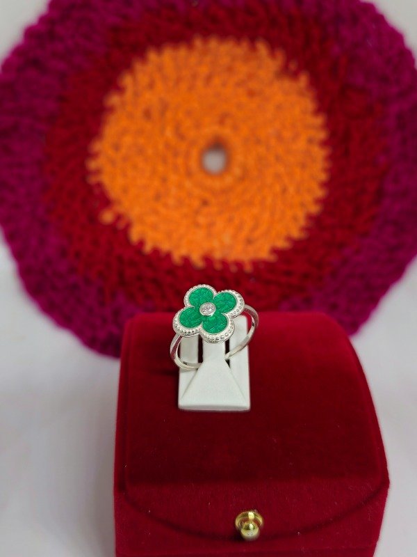 Producto - Anillo Flor verde