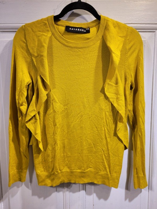 Producto - Sweater AKIABARA mostaza con volados Talle 1 - PRECIO: 49X