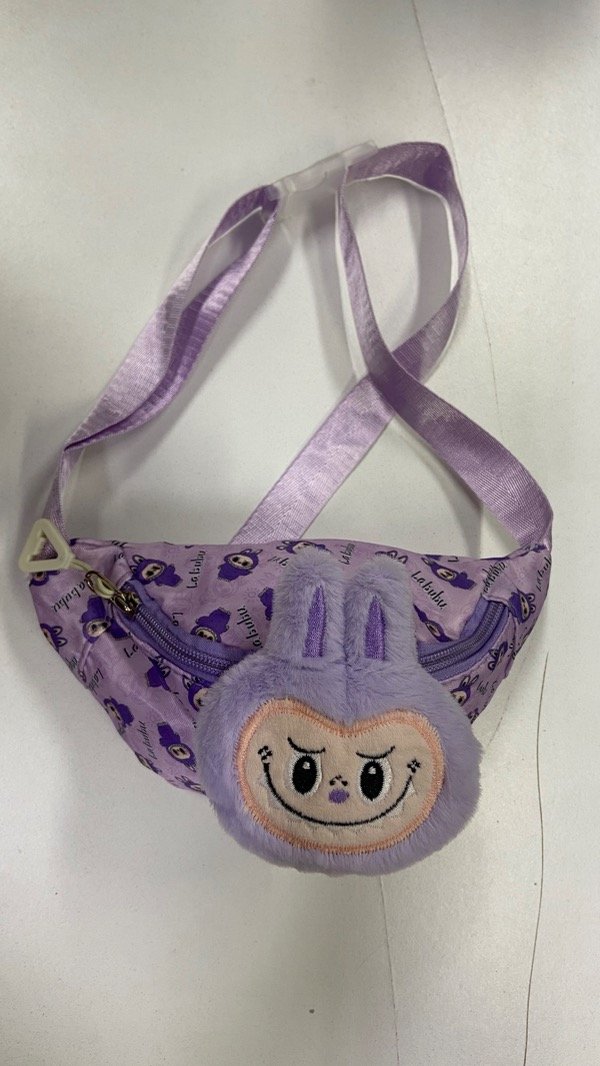 Producto - Bolso riñonera Labubu para niños (pin peluche - lila)