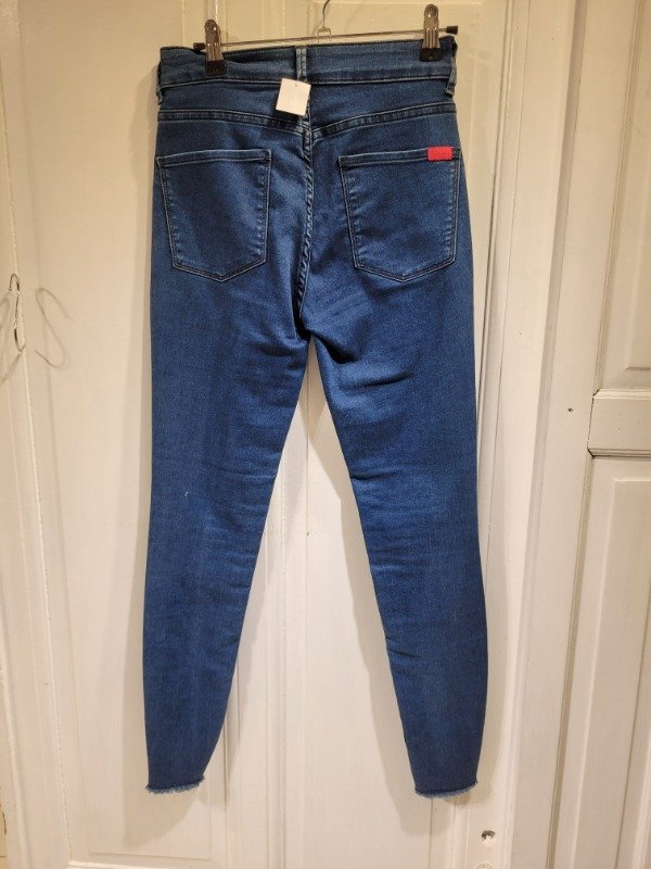 Producto - Jean LAS PEPAS azul chupin Talle 24 - PRECIO: 32X - 1