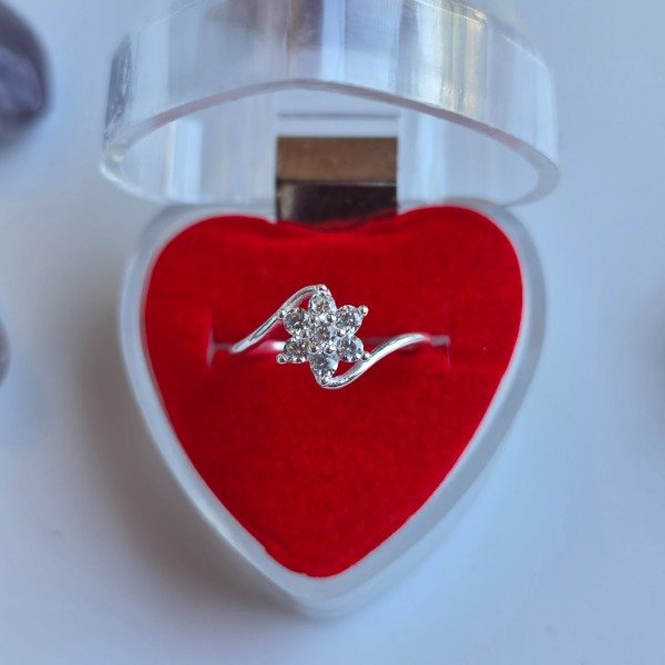 Producto - Anillo italiano flor cubic  blanca