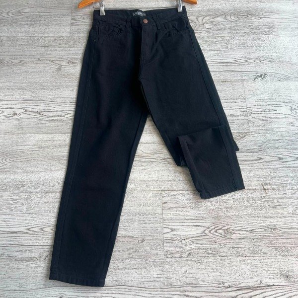 Producto - 671 - JEAN MOM NEGRO