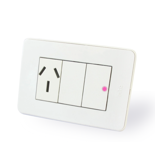 Producto - Protector de tensión microcontrolado con bastidor y toma 10/20A