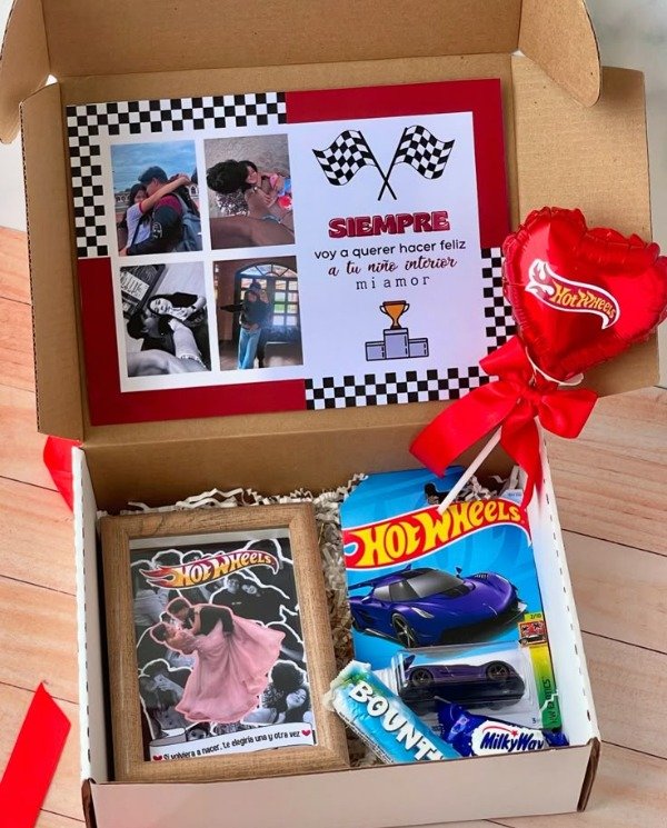 Producto - Box Hot Wheels Modelo 2